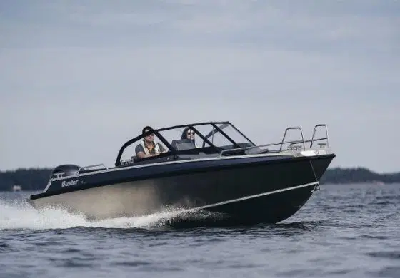 Marine Trade » Катера Buster