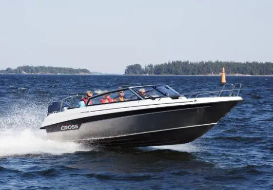 Marine Trade » Катера YAMARIN CROSS