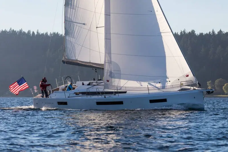 Фото Катера и яхты Jeanneau Jeanneau SUN ODYSSEY 440