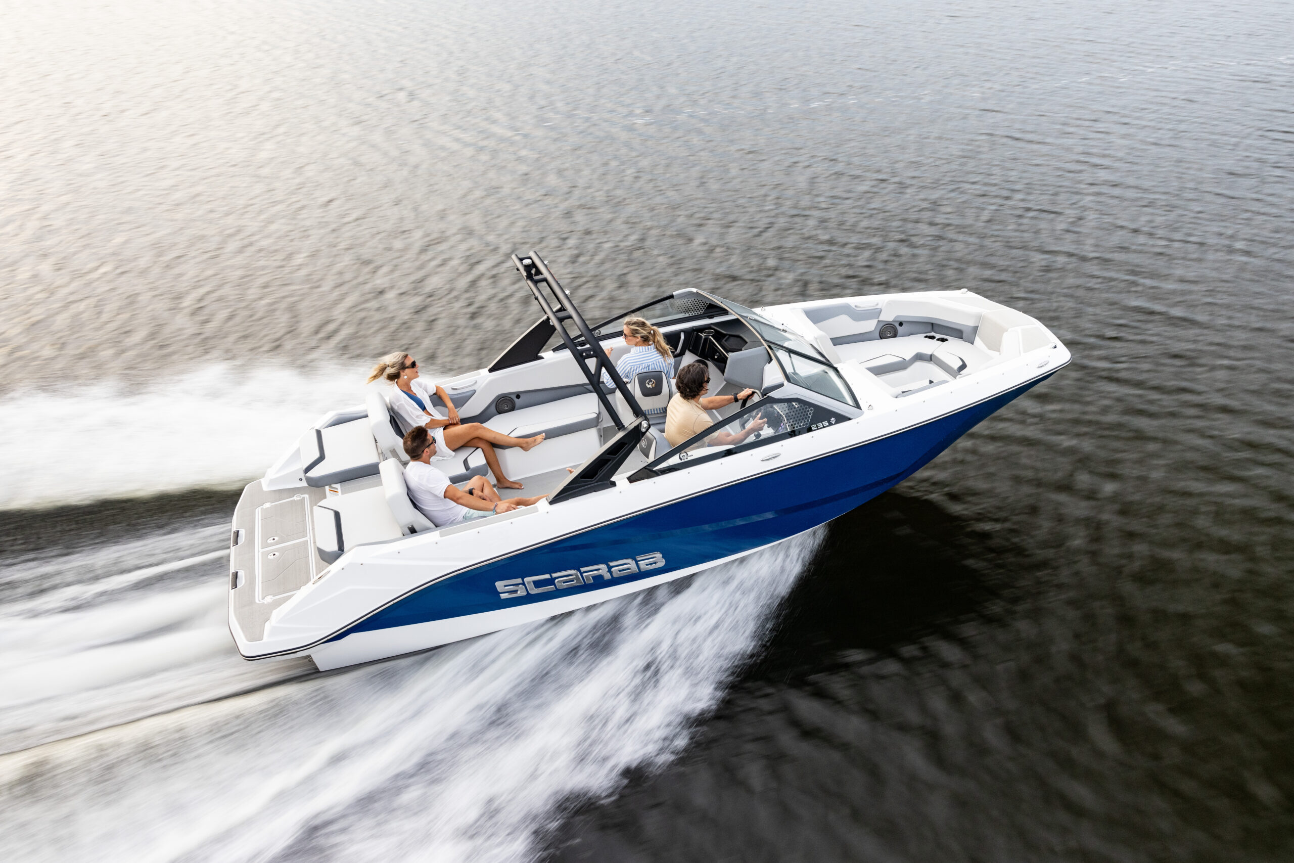 Фото Открытые катера SCARAB 235 SE