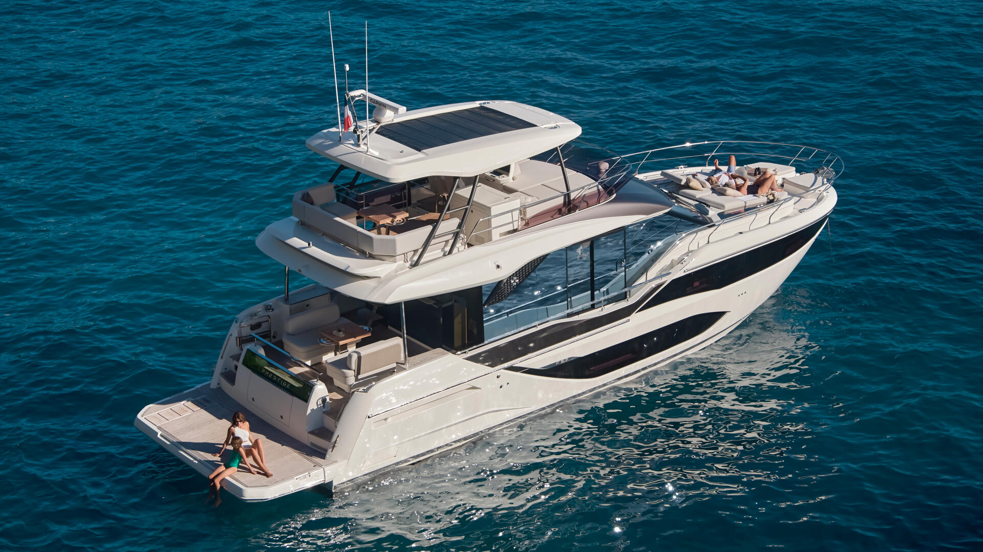 Marine Trade » Яхты Prestige » Яхты F-Line