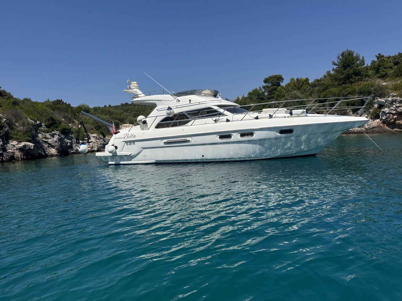 Фото В наличии Sealine F43 2006